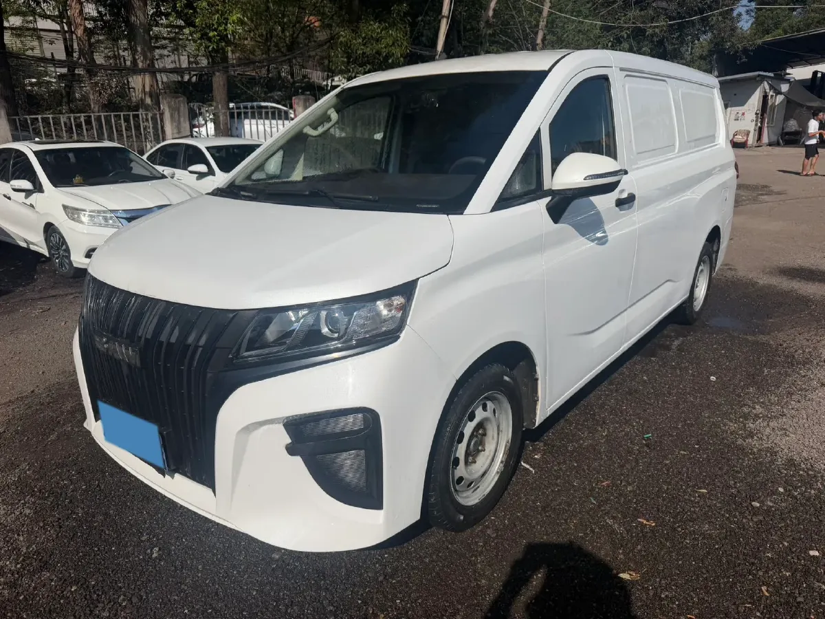 2023 BAW RuiSheng Trump M7 1.6L 124HP L4 5MT,autocango,china used car exporter,china ev exporter,chinese used car exporter,chinese used ev exporter