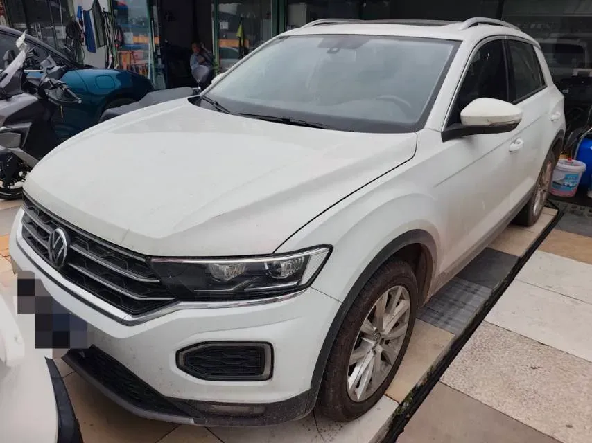 2022 Volkswagen T-Roc 1.4T 150HP L4 7DCT,autocango,china used car exporter,china ev exporter,chinese used car exporter,chinese used ev exporter