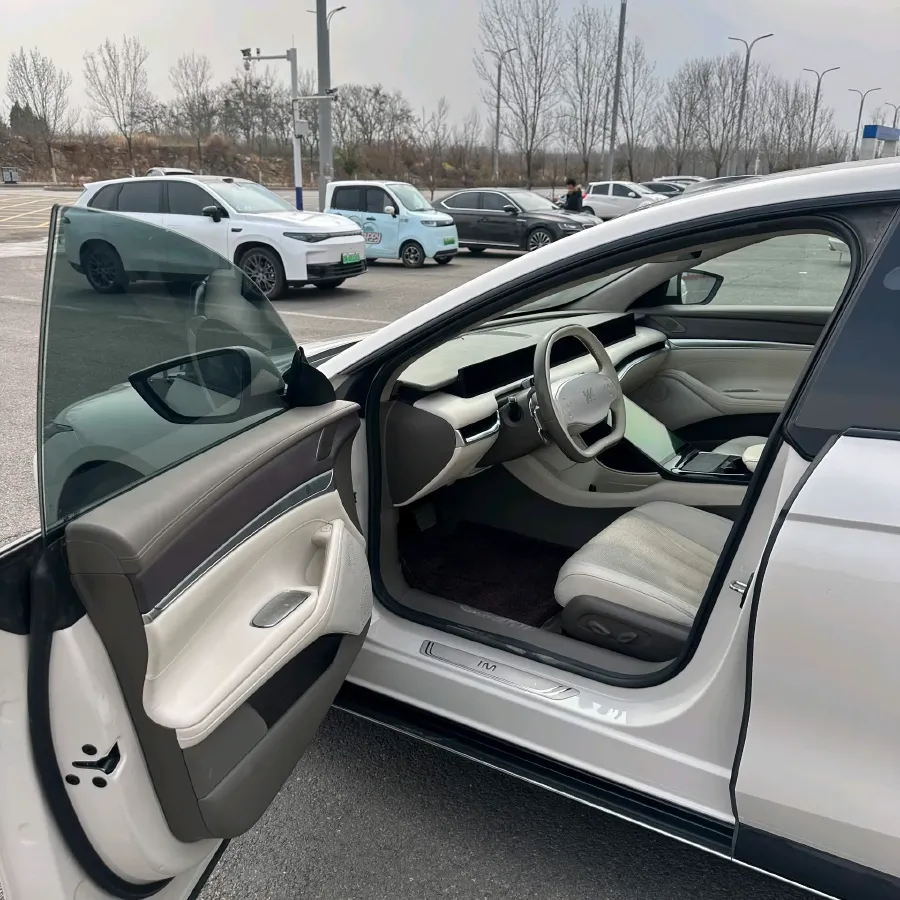 2022 IM L7 BEV 90KWH,autocango,china used car exporter,china ev exporter,chinese used car exporter,chinese used ev exporter