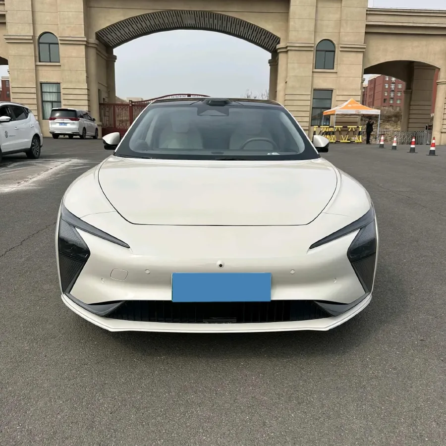 2022 IM L7 BEV 90KWH,autocango,china used car exporter,china ev exporter,chinese used car exporter,chinese used ev exporter