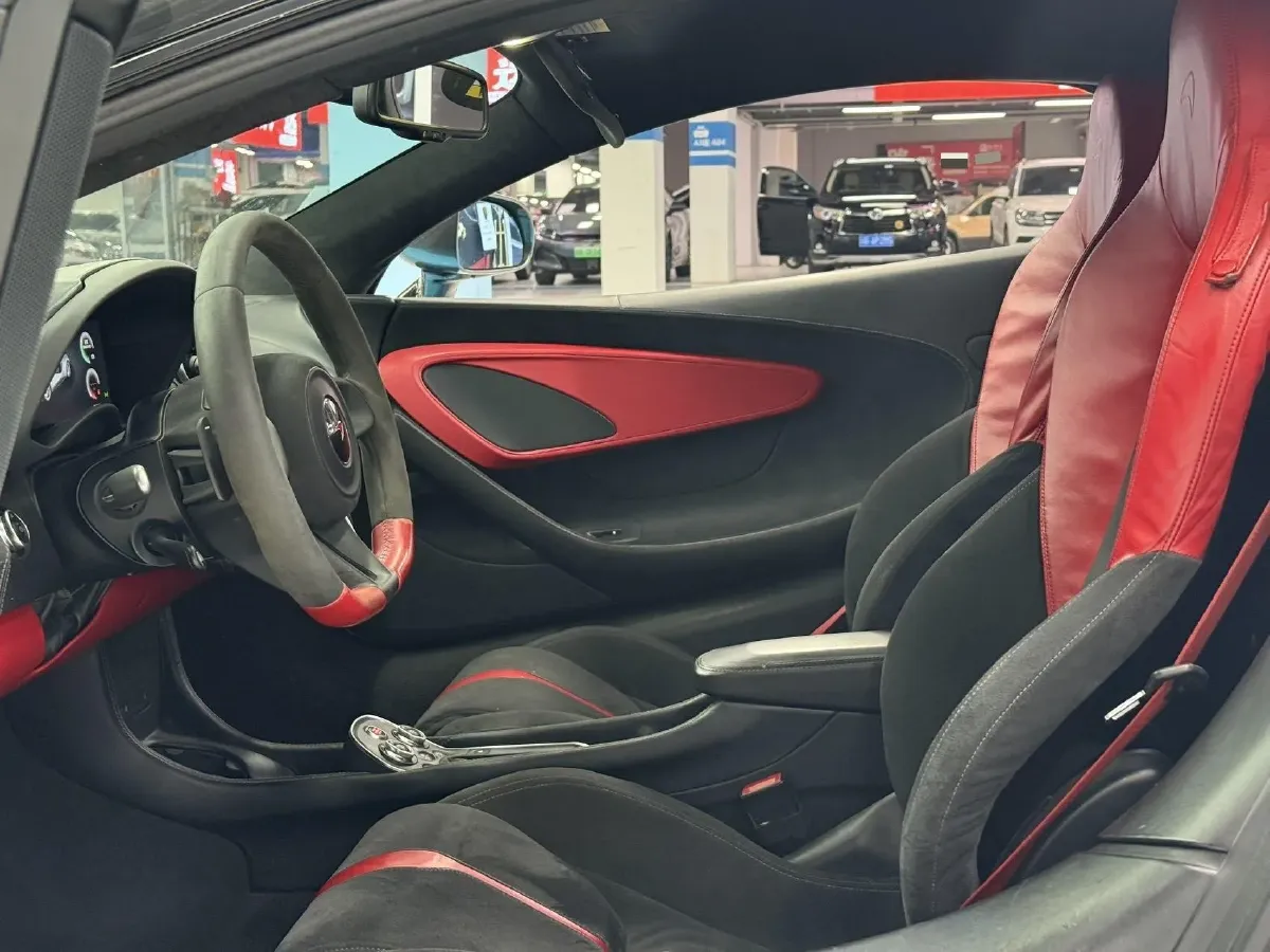 2015 McLaren 570 3.8T 570HP V8 7DCT,autocango,china used car exporter,china ev exporter,chinese used car exporter,chinese used ev exporter