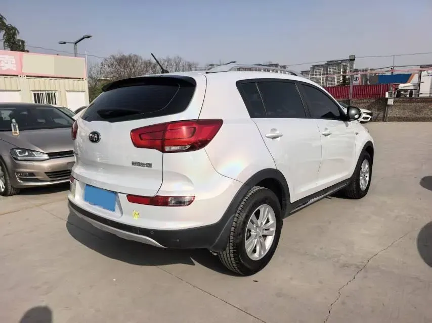 2016 Kia Sportage R 2.0L 165HP L4 6AT,autocango,china used car exporter,china ev exporter,chinese used car exporter,chinese used ev exporter