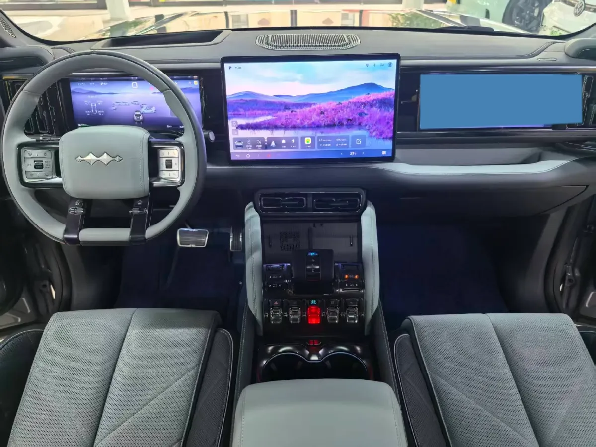 2023 FangChengBao Bao 5 1.5T 194HP L4 E-CVT PHEV 31.8KWH,autocango,china used car exporter,china ev exporter,chinese used car exporter,chinese used ev exporter