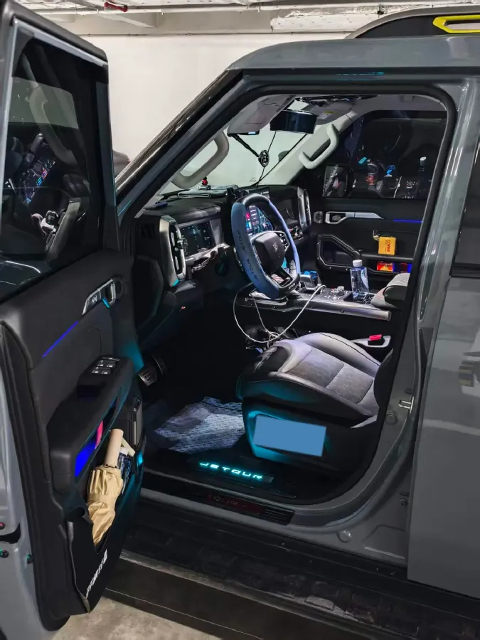 2023 Jetour Traveller 2.0T 254HP L4 8AT,autocango,china used car exporter,china ev exporter,chinese used car exporter,chinese used ev exporter