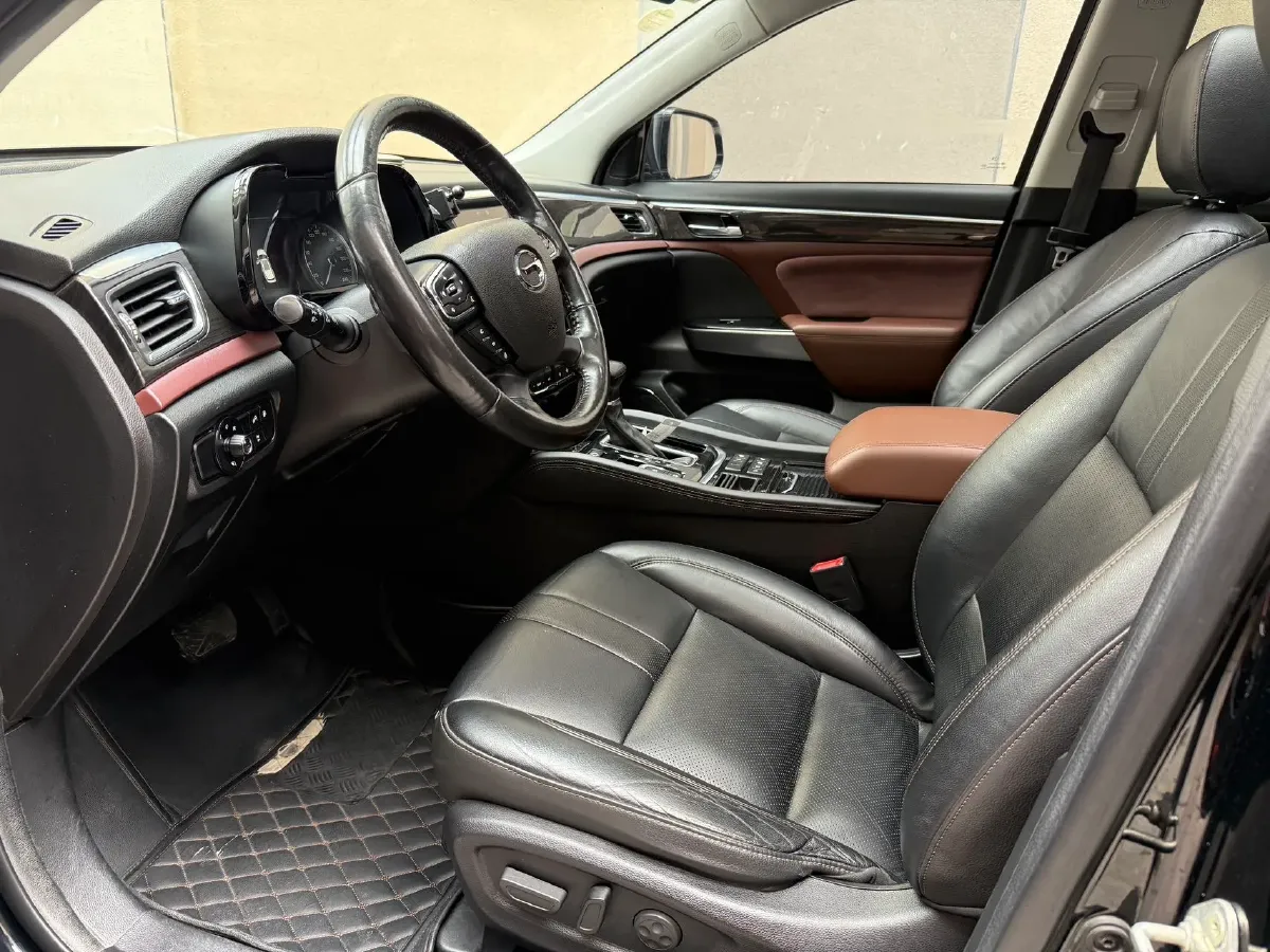 2017 GAC Trumpchi GS8 2.0T 201HP L4 6AT,autocango,china used car exporter,china ev exporter,chinese used car exporter,chinese used ev exporter