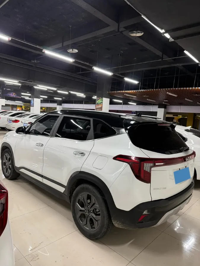2023 Kia Seltos 1.5L 115HP L4 CVT,autocango,china used car exporter,china ev exporter,chinese used car exporter,chinese used ev exporter