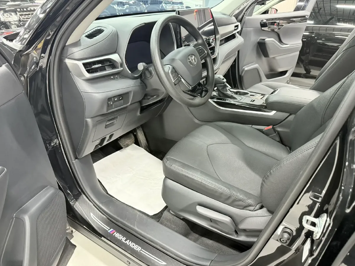 2024 Toyota Highlander 2.5L 189HP L4 E-CVT Hybrid,autocango,china used car exporter,china ev exporter,chinese used car exporter,chinese used ev exporter