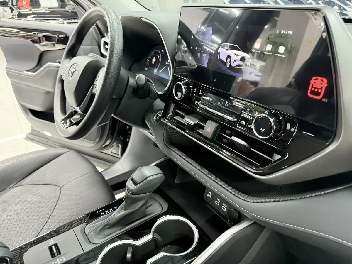 2024 Toyota Highlander 2.5L 189HP L4 E-CVT Hybrid,autocango,china used car exporter,china ev exporter,chinese used car exporter,chinese used ev exporter