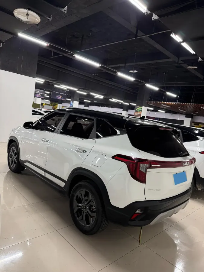 2023 Kia Seltos 1.5L 115HP L4 CVT,autocango,china used car exporter,china ev exporter,chinese used car exporter,chinese used ev exporter