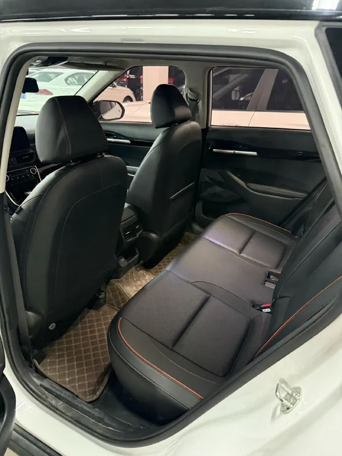 2023 Kia Seltos 1.5L 115HP L4 CVT,autocango,china used car exporter,china ev exporter,chinese used car exporter,chinese used ev exporter