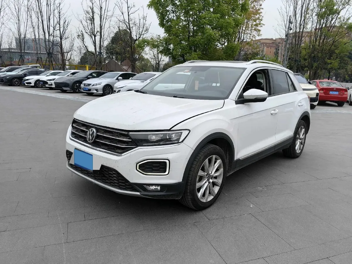 2023 Volkswagen T-Roc 1.4T 150HP L4 7DCT,autocango,china used car exporter,china ev exporter,chinese used car exporter,chinese used ev exporter