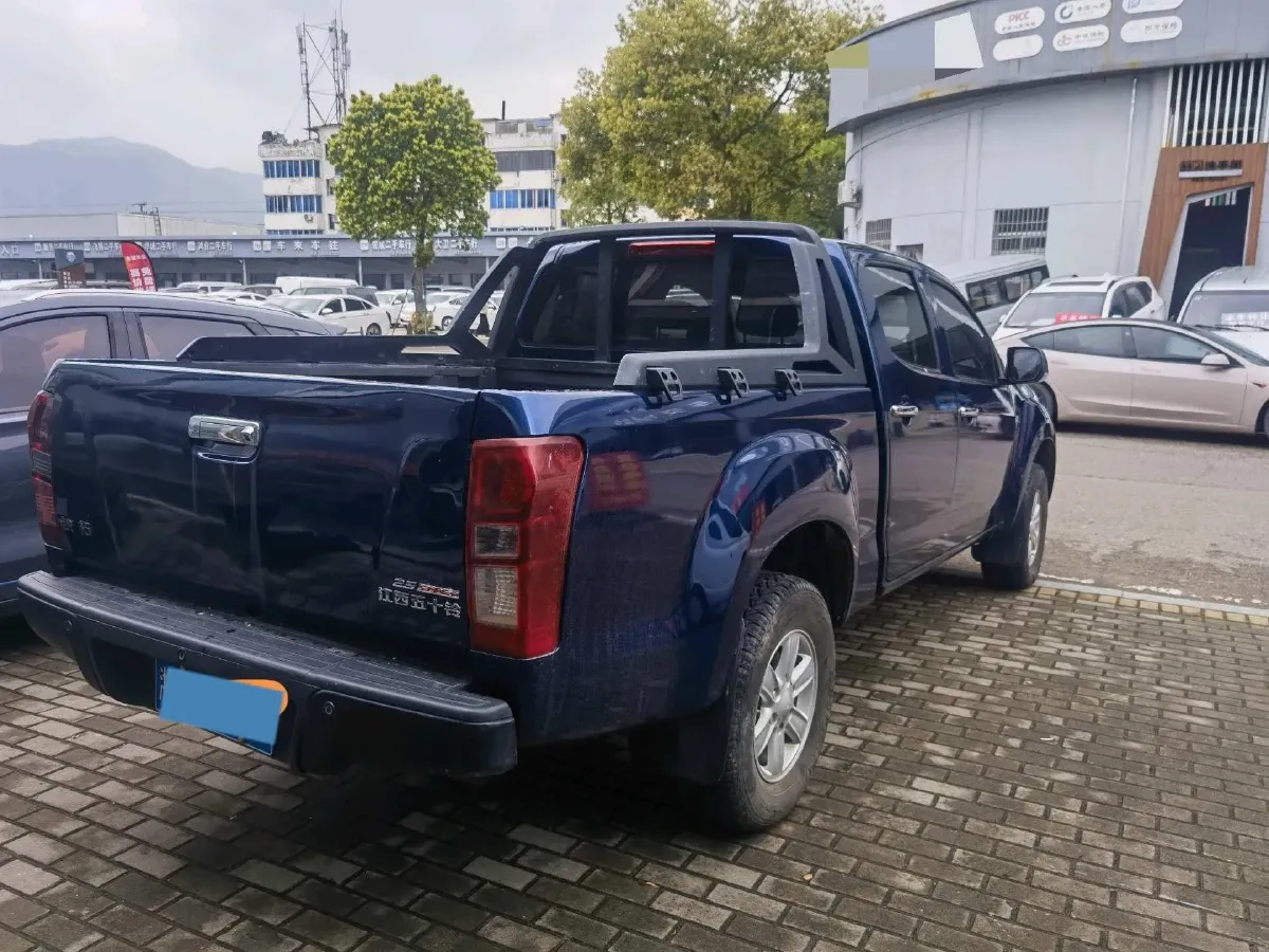 2020 Isuzu LingTuo 2.5T 150HP L4 6AT,autocango,china used car exporter,china ev exporter,chinese used car exporter,chinese used ev exporter