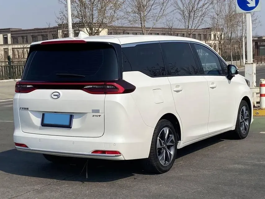 2021 GAC Trumpchi M6 1.5T 169HP L4 7DCT,autocango,china used car exporter,china ev exporter,chinese used car exporter,chinese used ev exporter