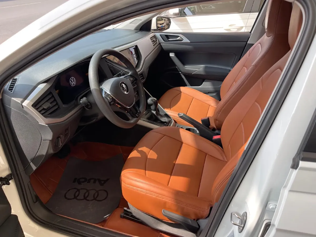 2023 Volkswagen Polo 1.5L 113HP L4 6AT,autocango,china used car exporter,china ev exporter,chinese used car exporter,chinese used ev exporter