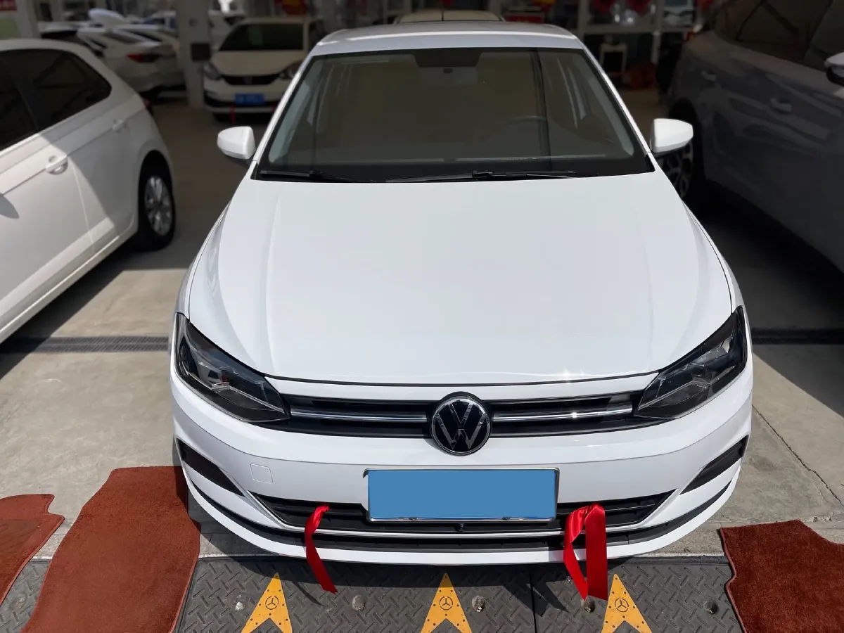 2023 Volkswagen Polo 1.5L 113HP L4 6AT,autocango,china used car exporter,china ev exporter,chinese used car exporter,chinese used ev exporter