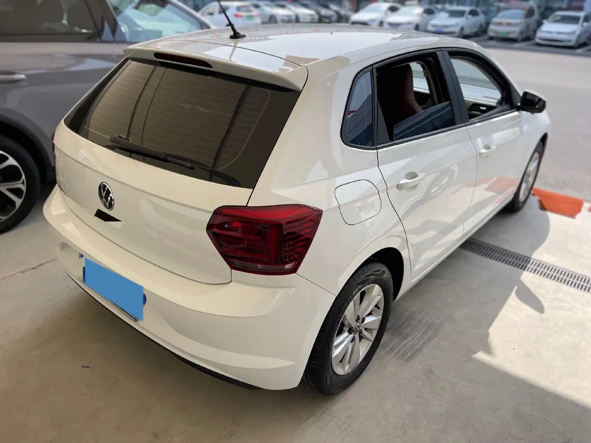 2023 Volkswagen Polo 1.5L 113HP L4 6AT,autocango,china used car exporter,china ev exporter,chinese used car exporter,chinese used ev exporter