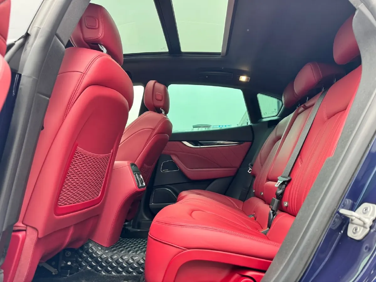 2021 Maserati Levante 3.0T 350HP V6 8AT,autocango,china used car exporter,china ev exporter,chinese used car exporter,chinese used ev exporter