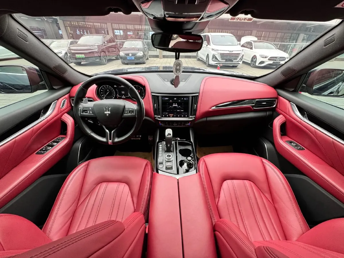 2021 Maserati Levante 3.0T 350HP V6 8AT,autocango,china used car exporter,china ev exporter,chinese used car exporter,chinese used ev exporter