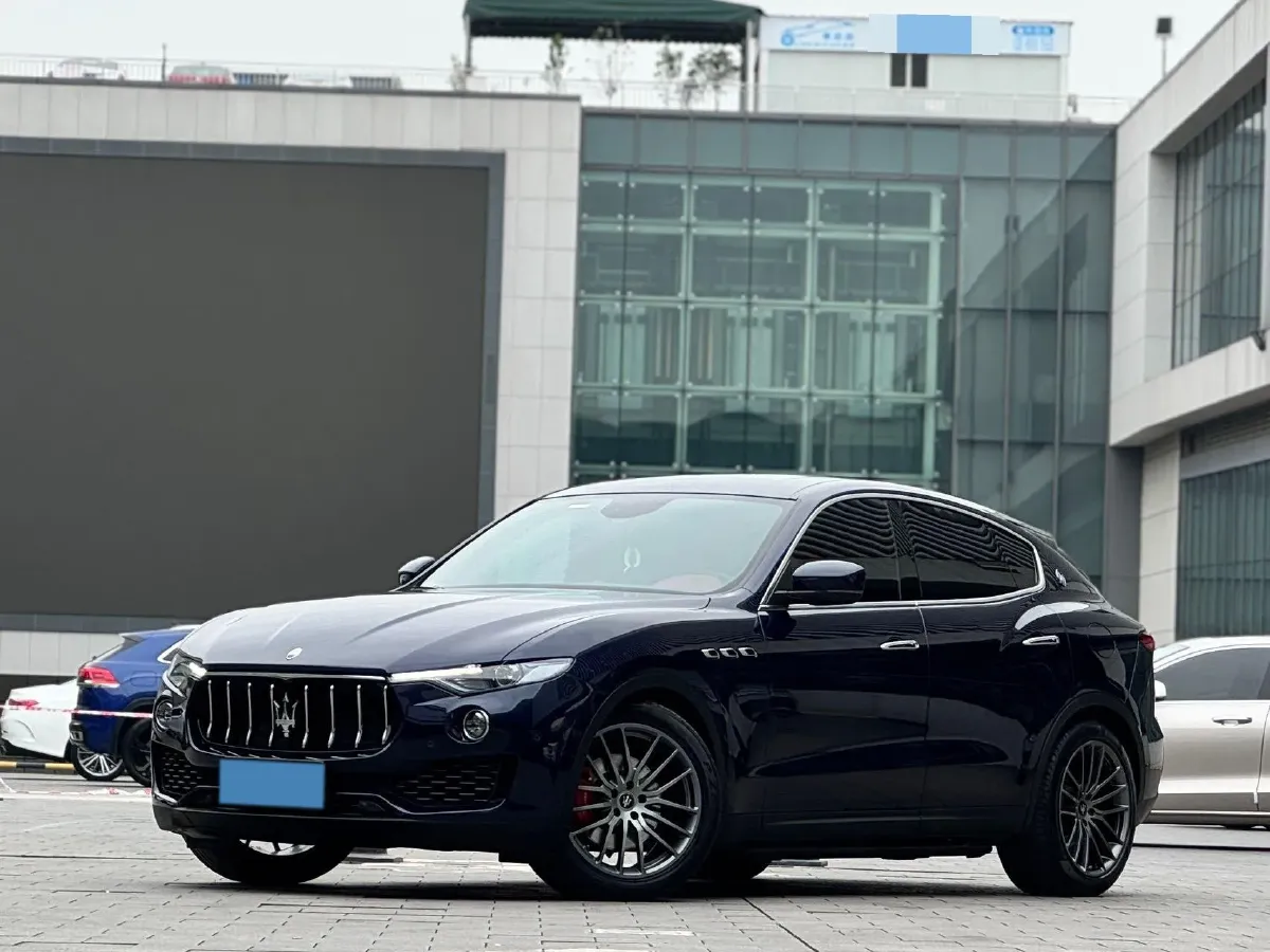 2021 Maserati Levante 3.0T 350HP V6 8AT,autocango,china used car exporter,china ev exporter,chinese used car exporter,chinese used ev exporter