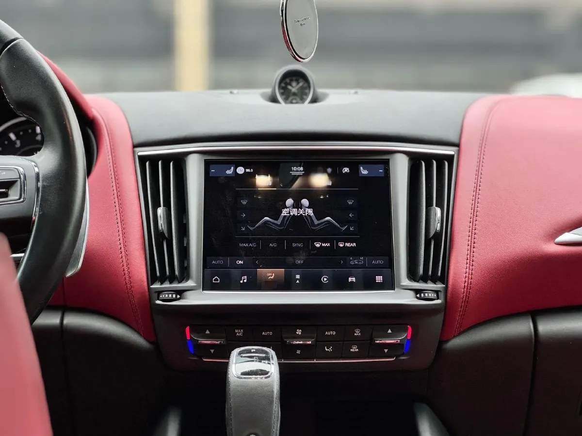 2021 Maserati Levante 3.0T 350HP V6 8AT,autocango,china used car exporter,china ev exporter,chinese used car exporter,chinese used ev exporter