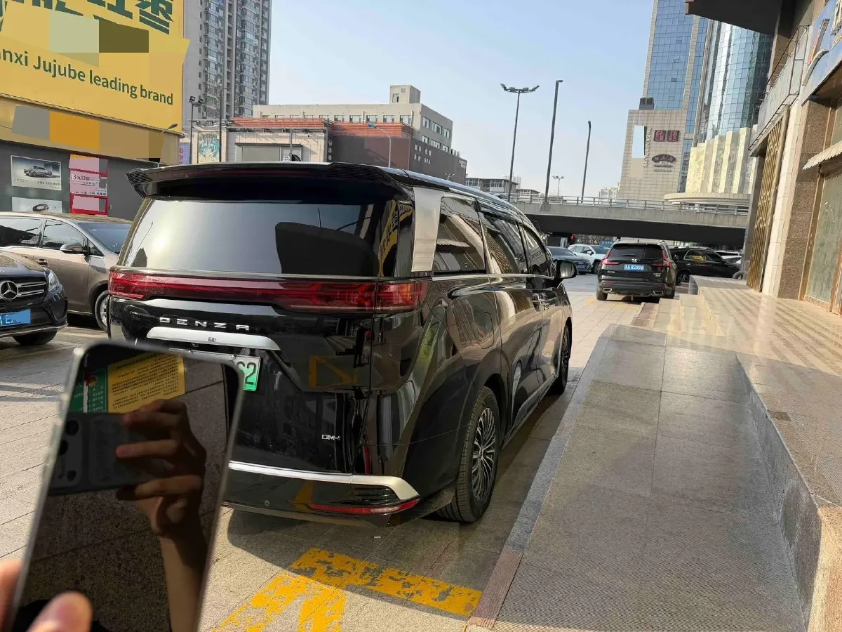 2022 HongQi HS7 3.0T 337HP V6 8AT,autocango,china used car exporter,china ev exporter,chinese used car exporter,chinese used ev exporter