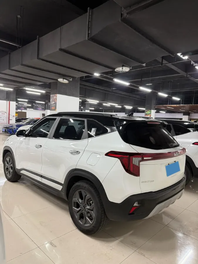 2023 Kia Seltos 1.5L 115HP L4 CVT,autocango,china used car exporter,china ev exporter,chinese used car exporter,chinese used ev exporter