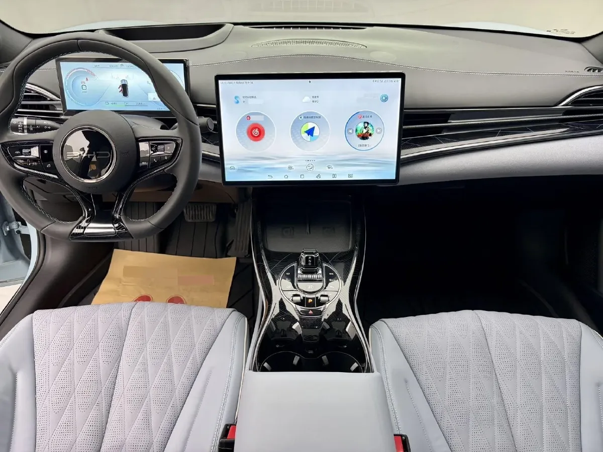 2022 AITO AITO M5 Range Extended 125HP REEV 40KWH,autocango,china used car exporter,china ev exporter,chinese used car exporter,chinese used ev exporter