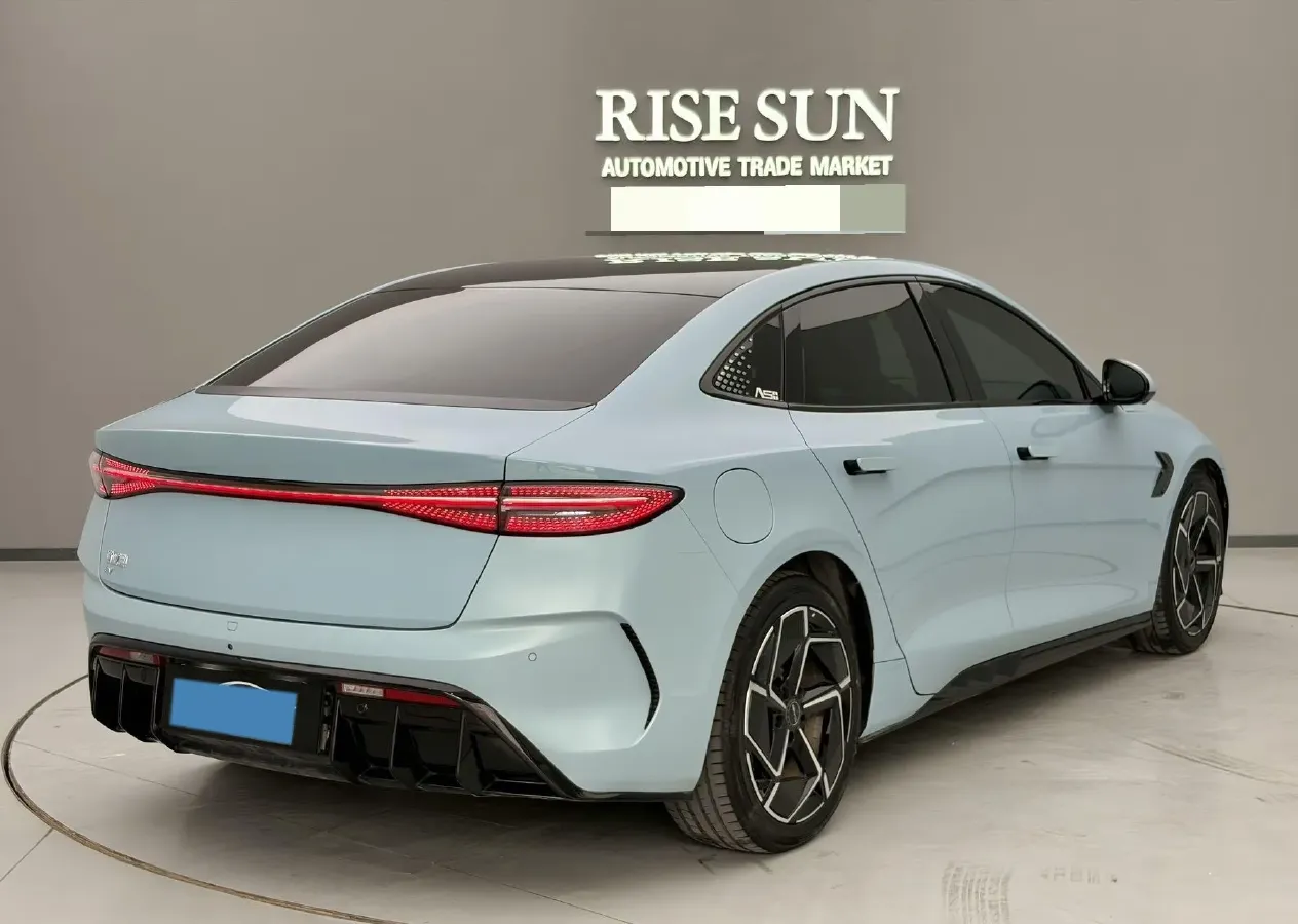 2022 AITO AITO M5 Range Extended 125HP REEV 40KWH,autocango,china used car exporter,china ev exporter,chinese used car exporter,chinese used ev exporter
