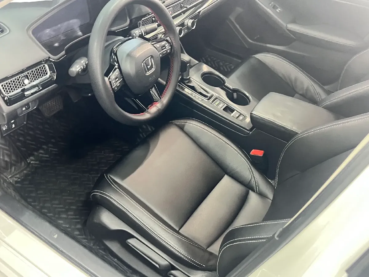 2023 Honda Civic 1.5T 182HP L4 CVT,autocango,china used car exporter,china ev exporter,chinese used car exporter,chinese used ev exporter