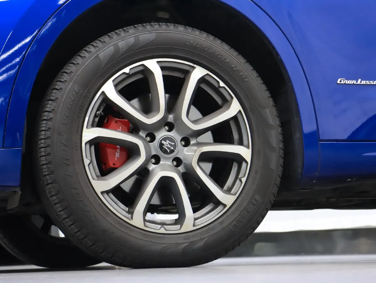 2021 Maserati Levante 3.0T 350HP V6 8AT,autocango,china used car exporter,china ev exporter,chinese used car exporter,chinese used ev exporter