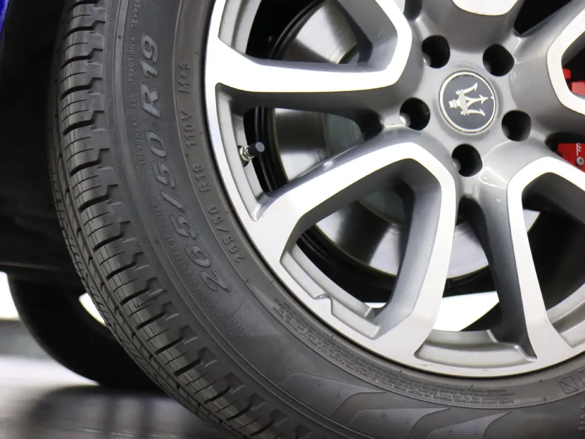 2021 Maserati Levante 3.0T 350HP V6 8AT,autocango,china used car exporter,china ev exporter,chinese used car exporter,chinese used ev exporter