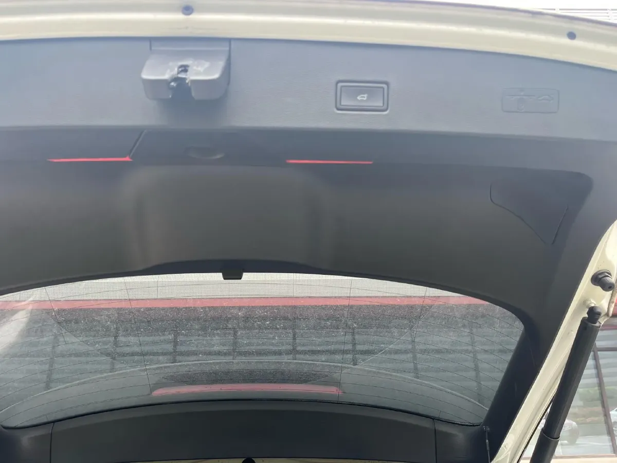 2022 Volkswagen T-Roc 1.4T 150HP L4 7DCT,autocango,china used car exporter,china ev exporter,chinese used car exporter,chinese used ev exporter