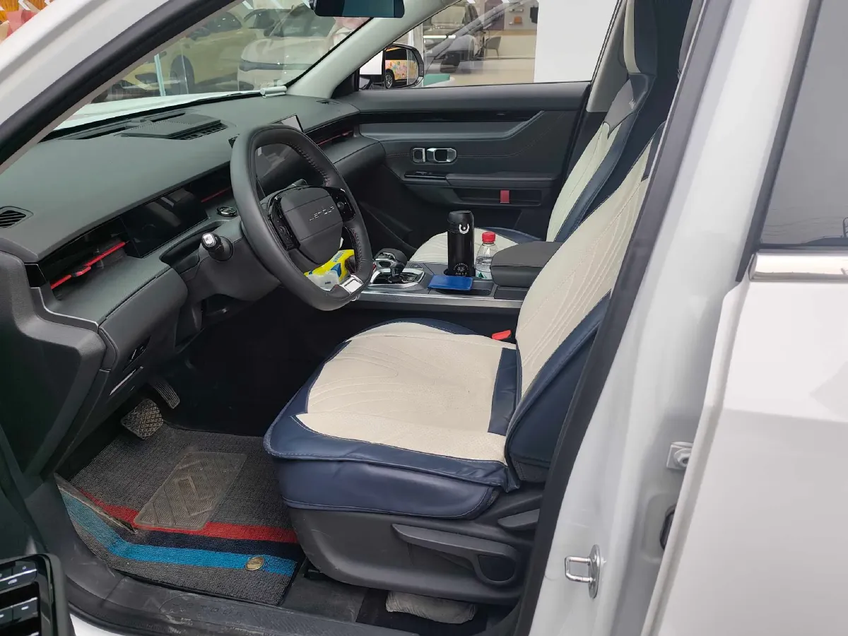 2024 Jetour DASHING 1.5T 156HP L4 6DCT,autocango,china used car exporter,china ev exporter,chinese used car exporter,chinese used ev exporter