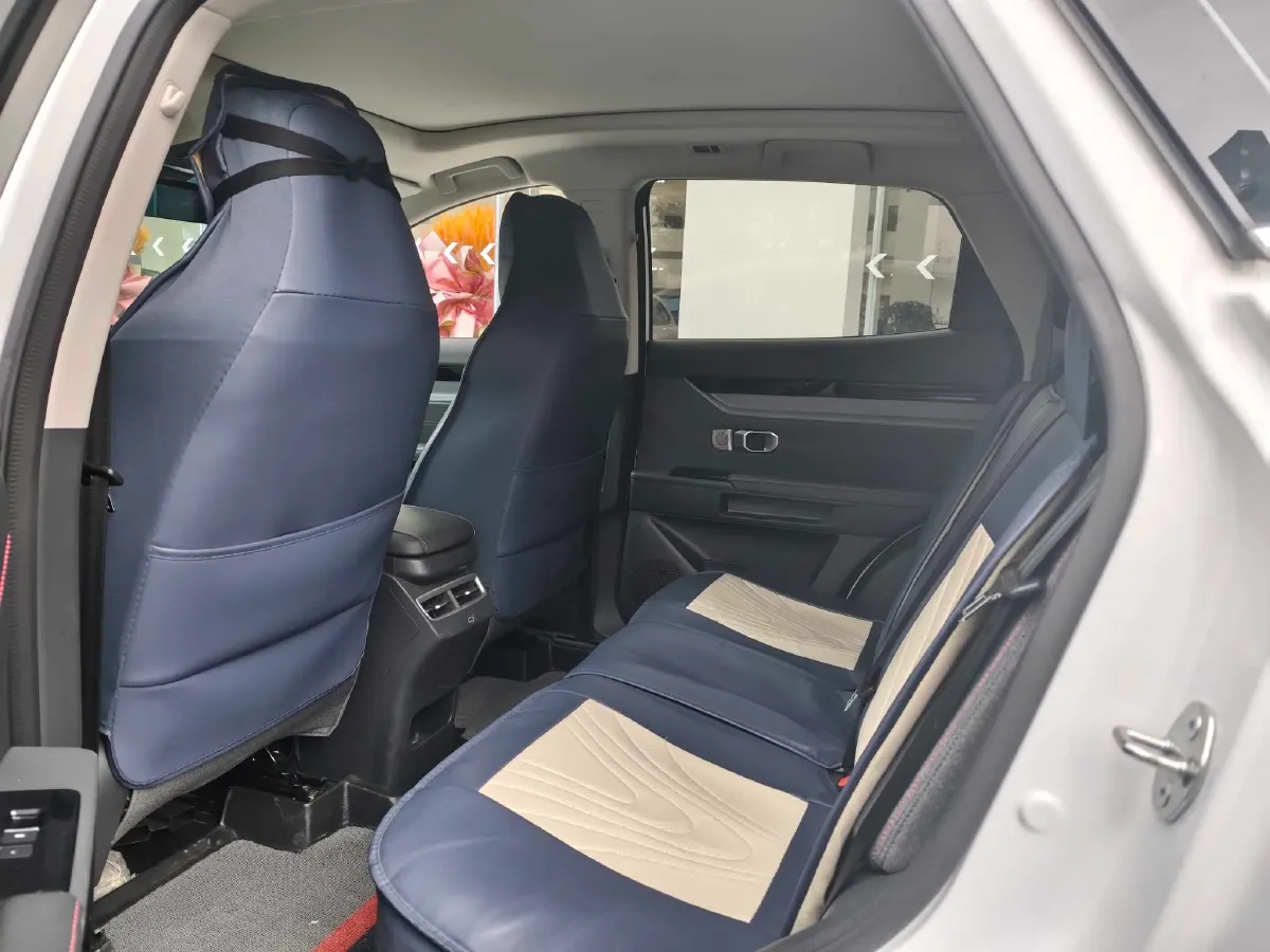 2024 Jetour DASHING 1.5T 156HP L4 6DCT,autocango,china used car exporter,china ev exporter,chinese used car exporter,chinese used ev exporter