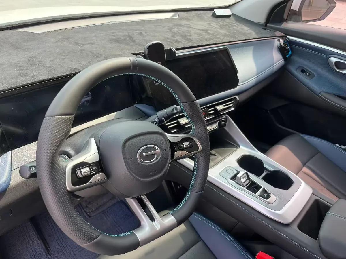 2023 GAC Trumpchi GS3 1.5T 177HP L4 7DCT,autocango,china used car exporter,china ev exporter,chinese used car exporter,chinese used ev exporter