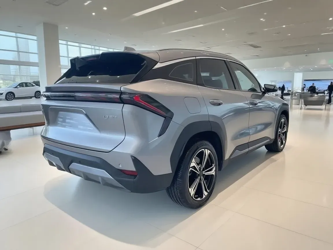 2025 Geely Galaxy L7 1.5L 112HP L4 1DHT PHEV 18.4KWH,autocango,china used car exporter,china ev exporter,chinese used car exporter,chinese used ev exporter