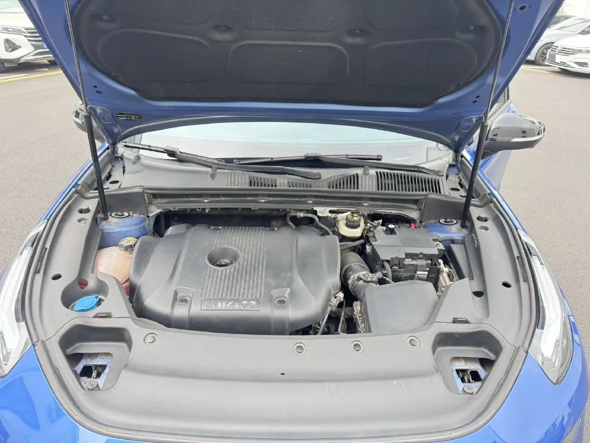 2021 LYNK&CO 03 2.0T 190HP L4 6AT,autocango,china used car exporter,china ev exporter,chinese used car exporter,chinese used ev exporter