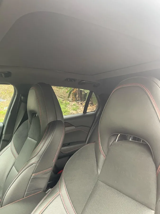 2018 Toyota C-HR 2.0L 171HP L4 CVT,autocango,china used car exporter,china ev exporter,chinese used car exporter,chinese used ev exporter