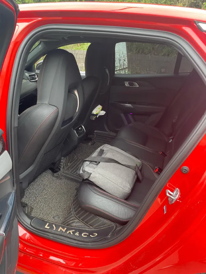 2018 Toyota C-HR 2.0L 171HP L4 CVT,autocango,china used car exporter,china ev exporter,chinese used car exporter,chinese used ev exporter