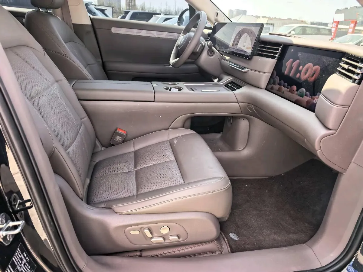 2026 IM LS6 REEV 155HP REEV,autocango,china used car exporter,china ev exporter,chinese used car exporter,chinese used ev exporter