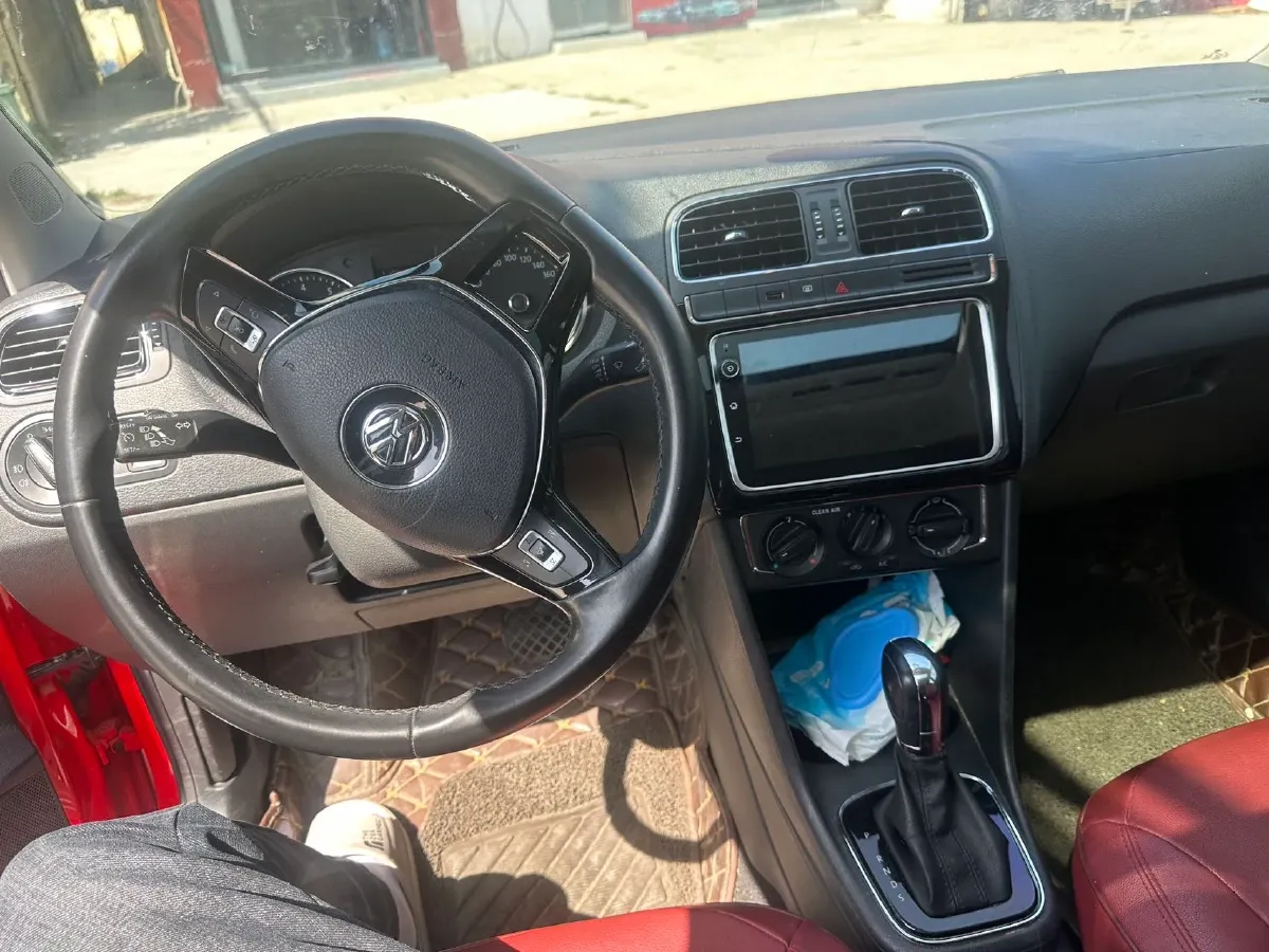 2016 Volkswagen Polo 1.6L 110HP L4 6AT,autocango,china used car exporter,china ev exporter,chinese used car exporter,chinese used ev exporter