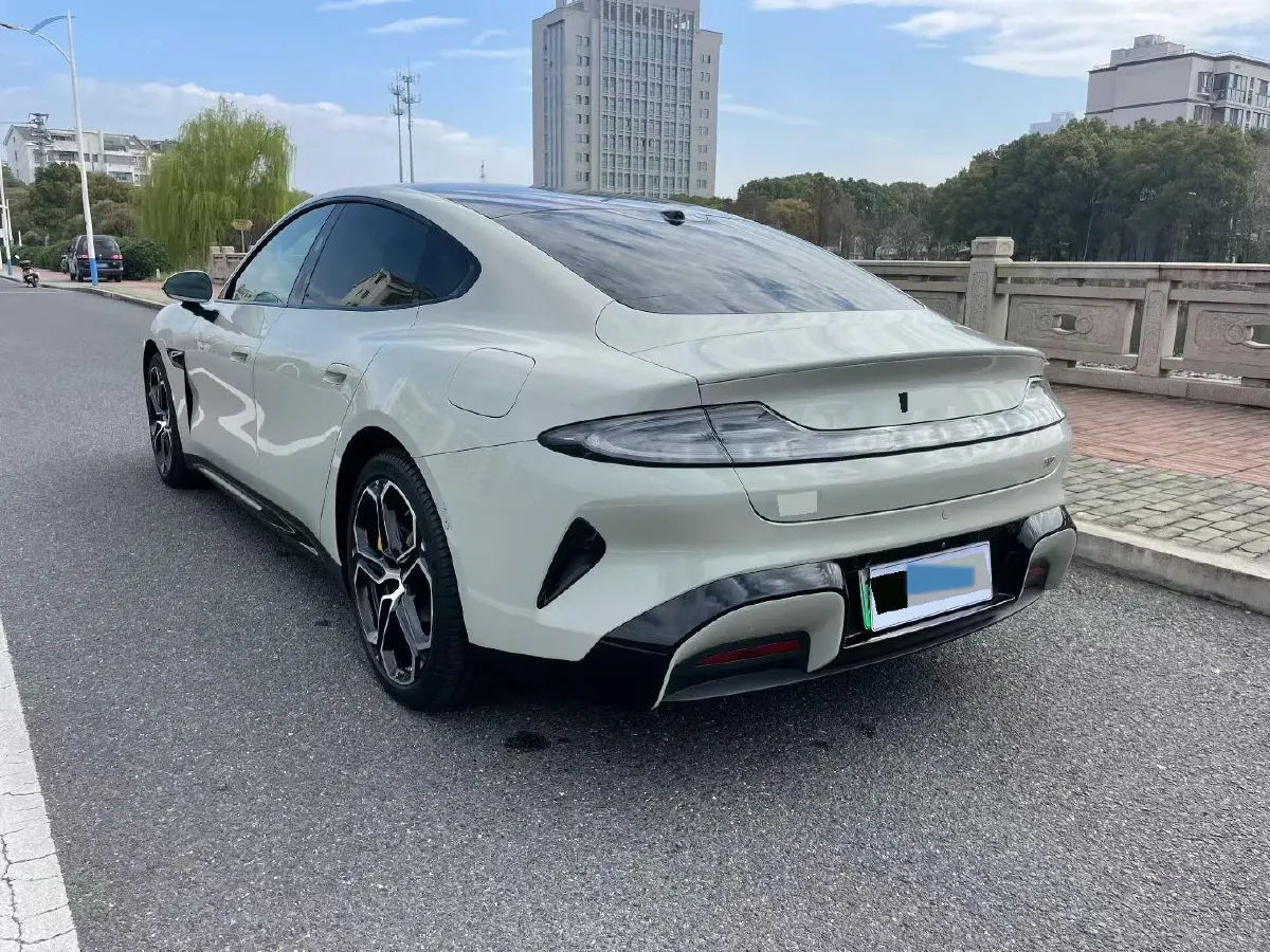 2024 MI SU7 BEV 94.3KWH,autocango,china used car exporter,china ev exporter,chinese used car exporter,chinese used ev exporter