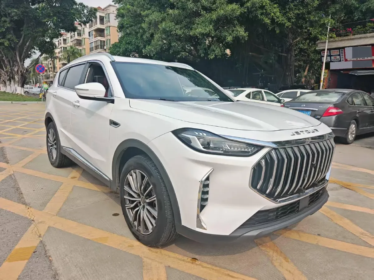 2023 ChangAn Oshan X7 Plus 1.5T 188HP L4 7DCT,autocango,china used car exporter,china ev exporter,chinese used car exporter,chinese used ev exporter
