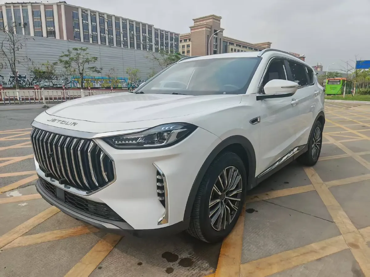 2023 ChangAn Oshan X7 Plus 1.5T 188HP L4 7DCT,autocango,china used car exporter,china ev exporter,chinese used car exporter,chinese used ev exporter