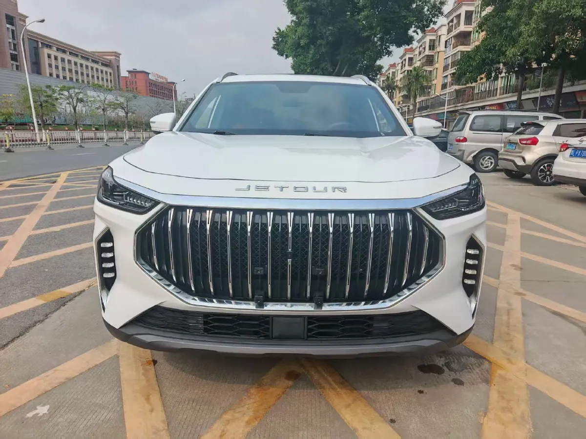 2023 ChangAn Oshan X7 Plus 1.5T 188HP L4 7DCT,autocango,china used car exporter,china ev exporter,chinese used car exporter,chinese used ev exporter