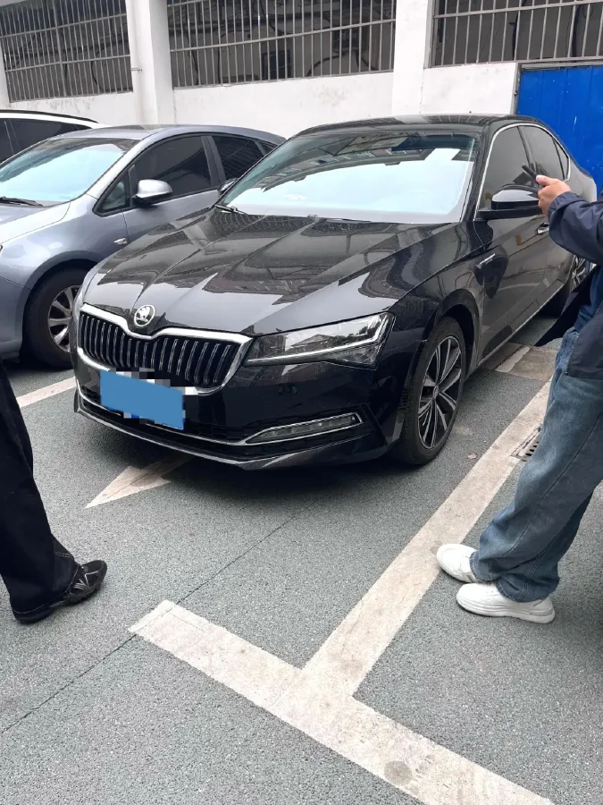 2024 Skoda Superb 1.4T 150HP L4 7DCT,autocango,china used car exporter,china ev exporter,chinese used car exporter,chinese used ev exporter