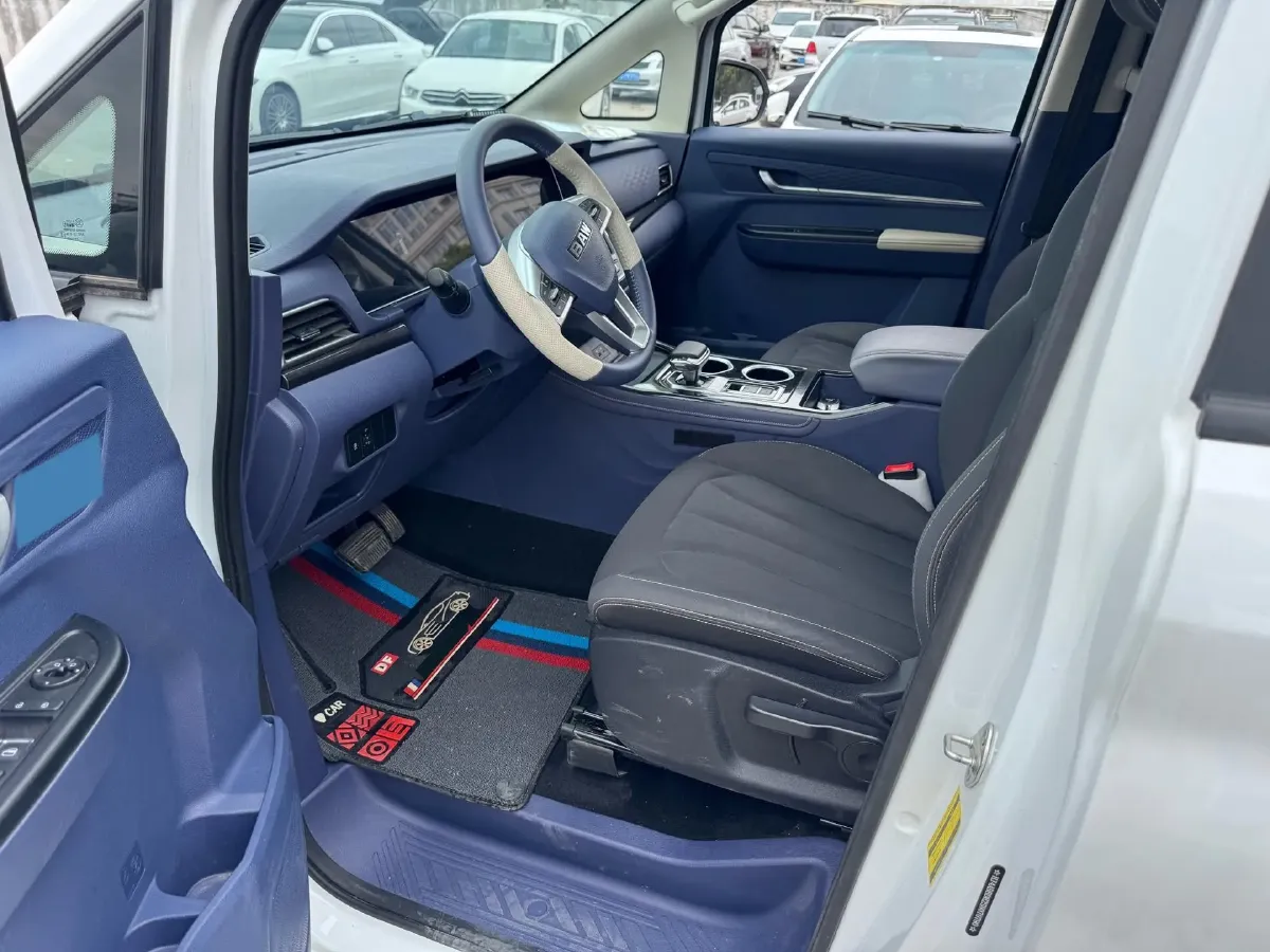 2025 BAW RuiSheng Trump M7 2.0L 144HP L4 8AT,autocango,china used car exporter,china ev exporter,chinese used car exporter,chinese used ev exporter