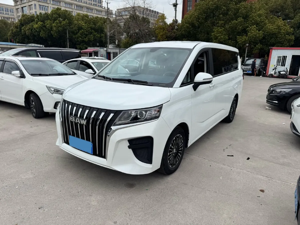 2025 BAW RuiSheng Trump M7 2.0L 144HP L4 8AT,autocango,china used car exporter,china ev exporter,chinese used car exporter,chinese used ev exporter