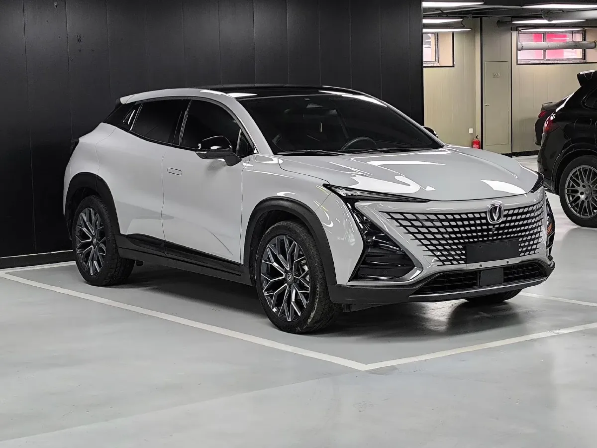 2022 ChangAn UNI-T 1.5T 188HP L4 7DCT,autocango,china used car exporter,china ev exporter,chinese used car exporter,chinese used ev exporter