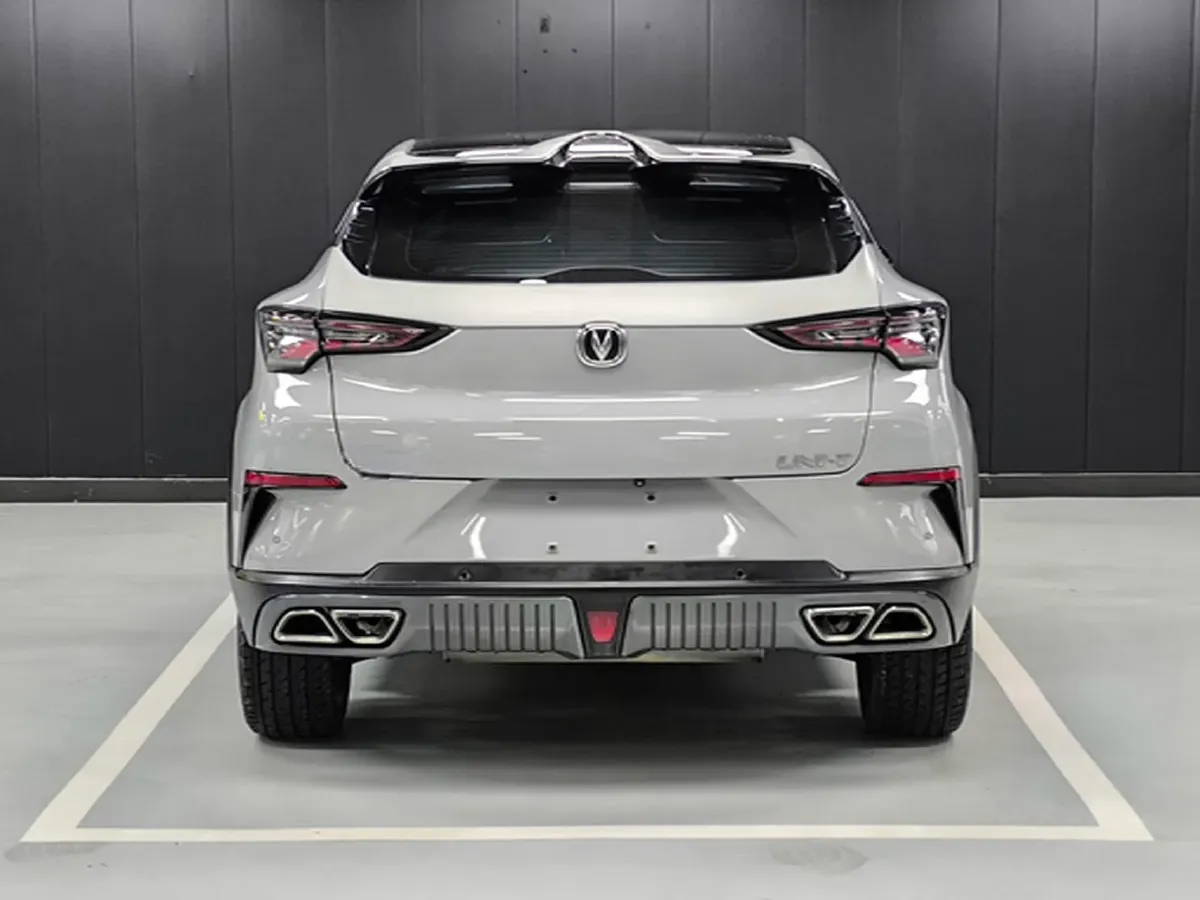 2022 ChangAn UNI-T 1.5T 188HP L4 7DCT,autocango,china used car exporter,china ev exporter,chinese used car exporter,chinese used ev exporter
